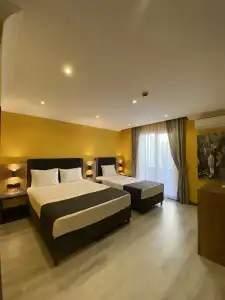 Roy Otel Akçay - 68