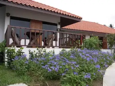 Sailom Resort Bangsaphan - 2