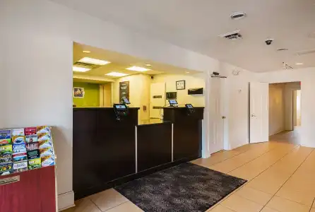 Studio 6 Extended Stay - Greensboro, NC - 10