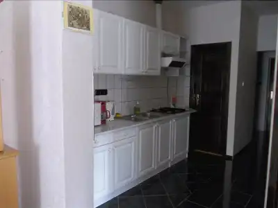 Astoria Panzio - 17