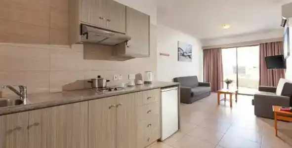 Penelope Beach Apts - 58