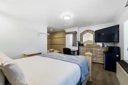 Sunset Motel - 27