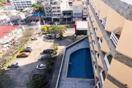 City Beach Resort - 74