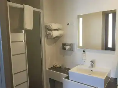 Best Western Central - 57