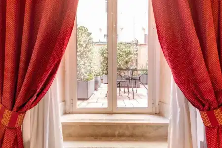 Roman Terrace - 43