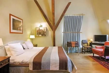 Martin's Relais - 83