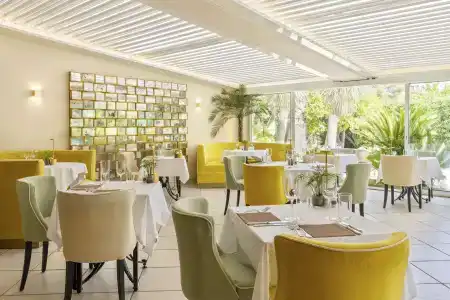 Best Western Premier Montfleuri - 18