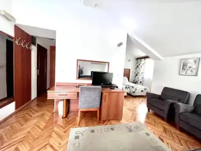 Ambasador - 20