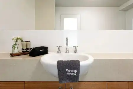 The Old Woolstore Apartment - 126