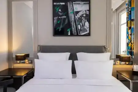 Hôtel Les Matins de Paris & Spa - 63