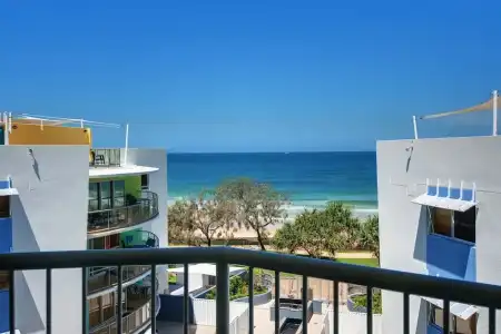 Rolling Surf Resort - 99