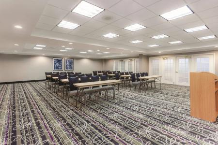 La Quinta Inn & Suites by Wyndham Univ Area Chapel Hill - 15