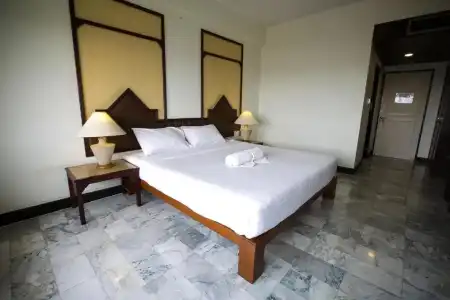 Seeharaj Uttaradit - 43