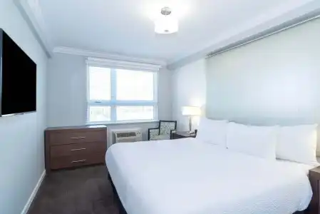 Sandman & Suites Kelowna - 18