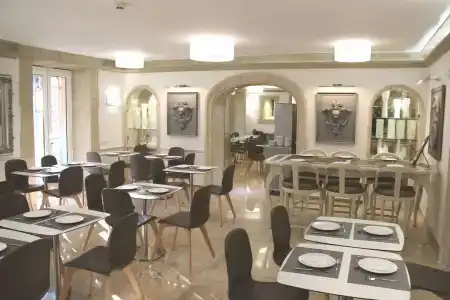 Golden Tulip Cannes de Paris - 29