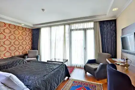 The Istanbul - 15