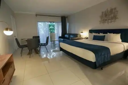 Boca Plaza - 67