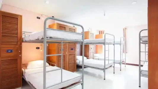 Royal Express Inn Sukhumvit - 2