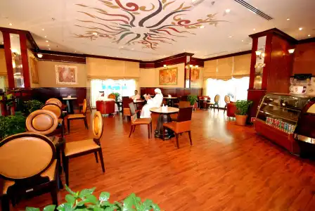 Al Bustan Tower Suites - 16