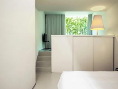 Greulich Design & Boutique - 28