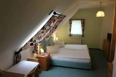 Pension - Alt - Strassgang - 1
