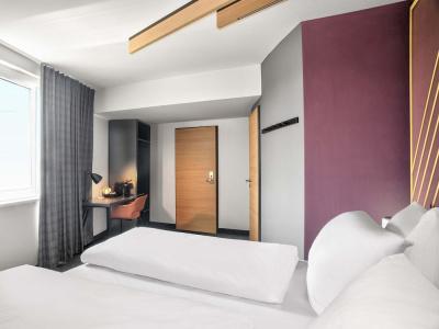 B&B Bielefeld-City - 41