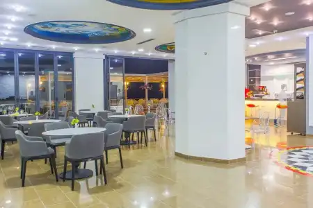 Apollon Saranda - 25