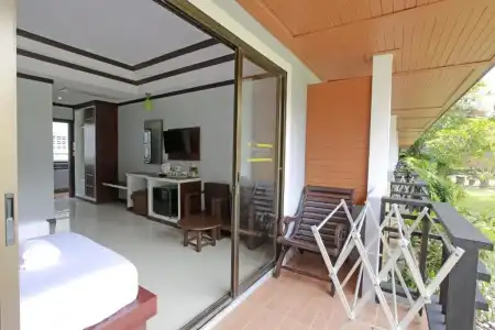 Phi Phi Andaman Beach Resort - 49