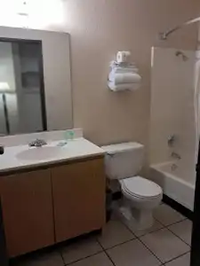 Super 8 Las Vegas Boulder Highway - 28