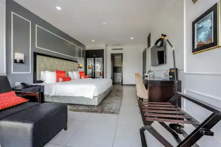 Queenco Entertainment Resort - 127