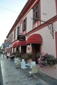 Carmen - 12