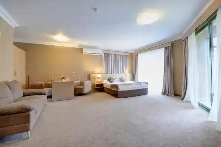Romance & Family Suites - 154