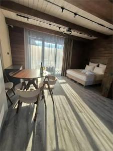 Otel Les - 176
