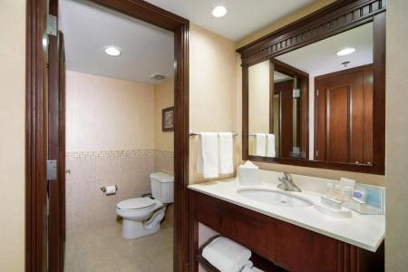Hampton Inn & Suites by Hilton Mexico City - Centro Historico - 34