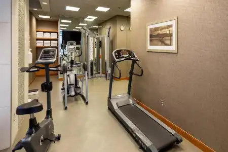 Holiday Inn Express Vancouver-Metrotown (Burnaby) by IHG - 17