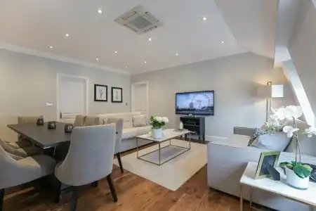 Chilworth Court - 225
