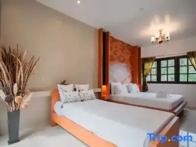 Club Bamboo Boutique Patong Beach Resort - 402