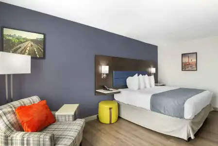 Best Western Premier Richmond City Gateway - 72