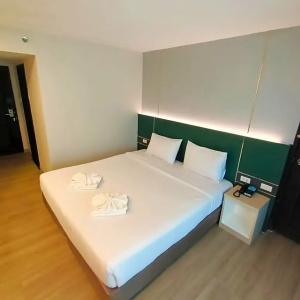 Mayflower Grande Suite - 20