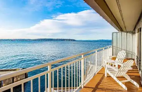 The Edgewater - 100