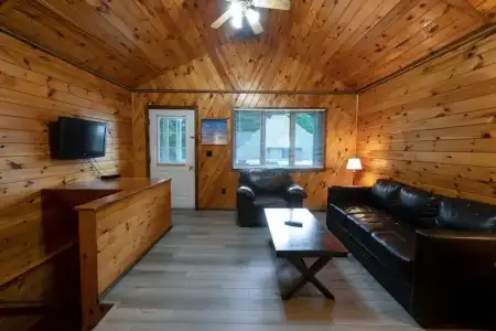 Depe Dene Lakeside Resort - 242