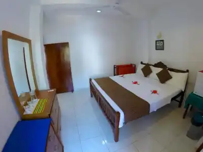 Royal Beach Hikkaduwa - 28