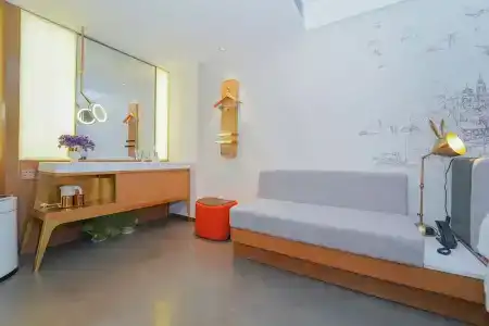 No. 8 Art - 16
