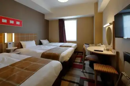 Monte Hermana Kobe Amalie - 27