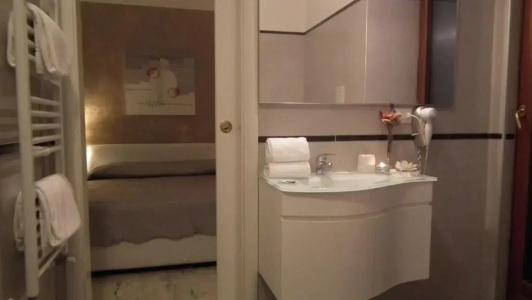 B&B Mini Incity-Close Train Station and Port- - 50