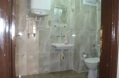 Yade Apart Pension - 8