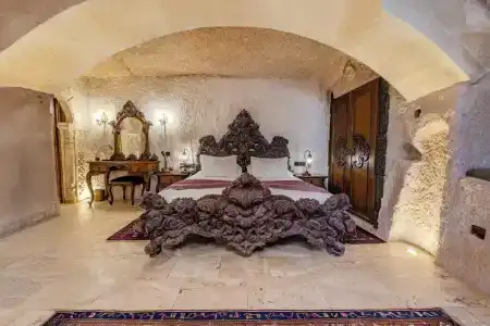 Eyes Of Cappadocia Cave - 286
