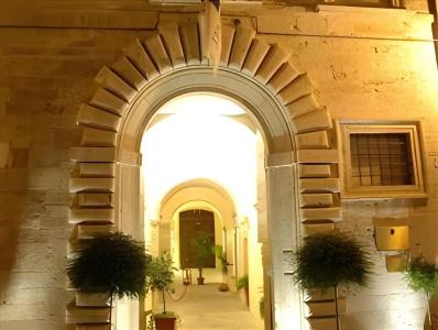 Palazzo Guiderocchi - 23