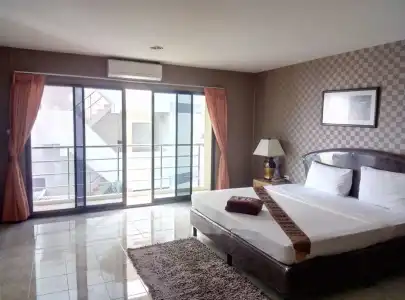 Pearl Place - 4