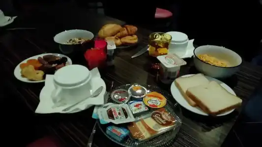 Bonsejour Montmartre - 11